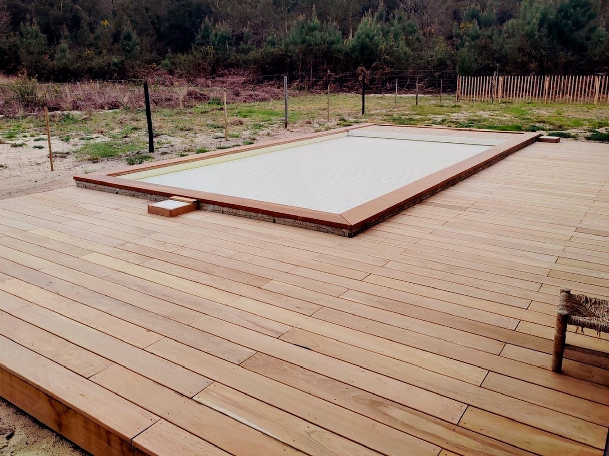 DECKiBOIS commercialise les lames de terrasse en Muiracatiara appelé également Tigerwood ou Bois tigré