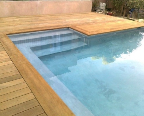 DECKiBOIS présente et propose margelle de piscine en ipé 34 x 285mm