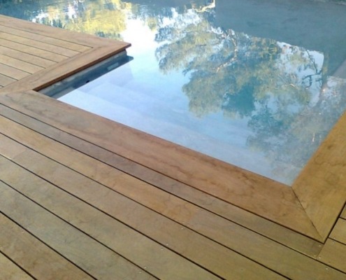 DECKiBOIS présente margelle de piscine 285mm avec une coupe d’onglet a 45 degrés