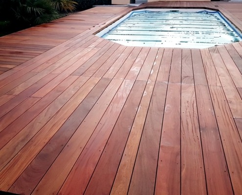 Terrasse en CUMARU bois exotique commercialisé par DECKiBOIS