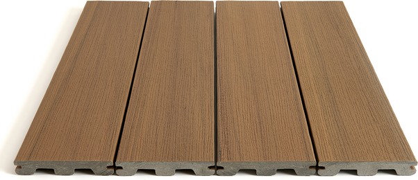 lames en composite Timbertech Edge coloris brun ocre DECKiBOIS Vue lames en composite Timbertech Edge coloris brun ocre DECKiBOIS